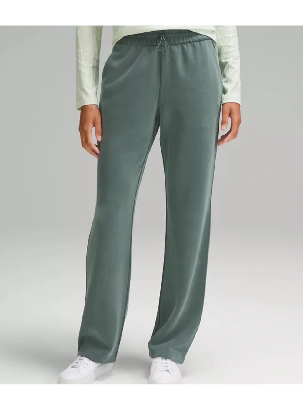 Lululemon Softstreme High Rise Pant in Green/Grey Like New Size 10